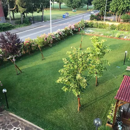 La Casa Del Barbiere 3* Модена